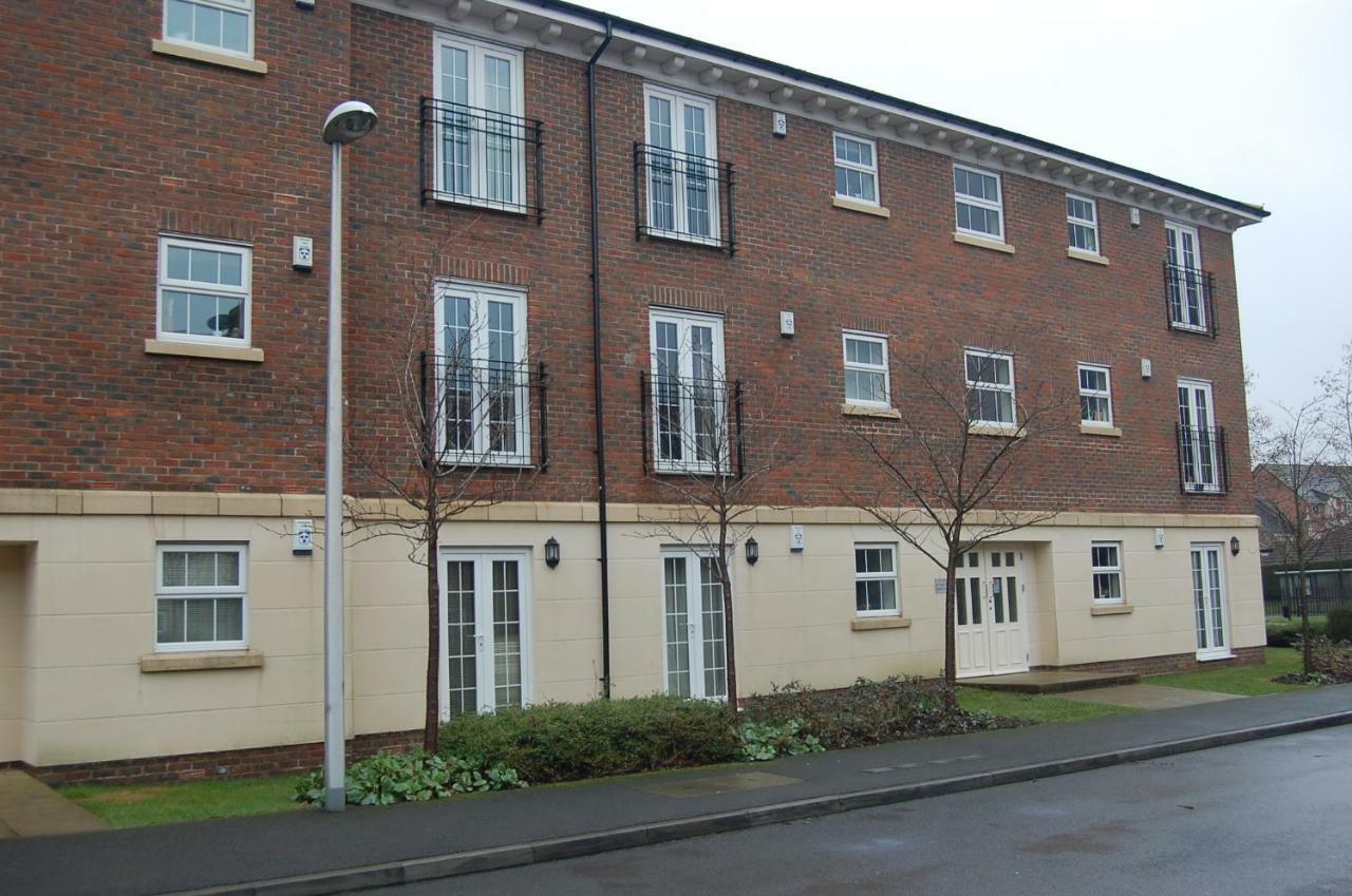 2 Bed 2 Bath At Jago Crt In Newbury - Free Allocated Parking Exteriör bild